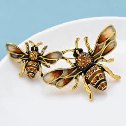 Wuli&baby Vintage Bees Brooches For Women Men Rhinestone Enamel Insects Casual Party Brooch Pin Gifts