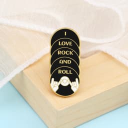 Cool Music Note Enamel Brooches Fashion Guitar Microphone Metal Badges Piano Notes Lapel Pins Musician Jewelry Gifts for Friends