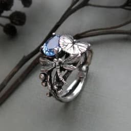 Vintage Dragonfly Rings for Women Fashion Acid Blue Crystal Women's Promise Ring Two-Tone Gold Plated Jewelry Accessories Gifts