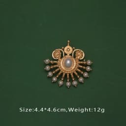 Baroque French Retro Pearl Exquisite Brooch Pin Summer Skirt Badge Bag Brooches For Woman Party Accessories