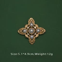 Baroque French Retro Pearl Exquisite Brooch Pin Summer Skirt Badge Bag Brooches For Woman Party Accessories
