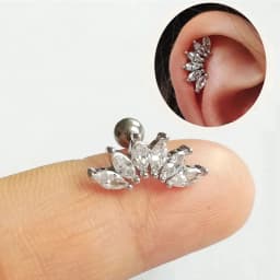 1 Pcs Fashion Elegant Crystal Ear Piercing Stud Star Butterfly Flower Cartilage Helix Conch Screw Back Earring For Woman Jewelry