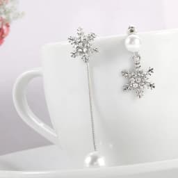 Korean Temperament Asymmetrical Snowflake Imitation Pearl Pendant Earrings for Woman Personality Wild Long Chain Tassel Brincos