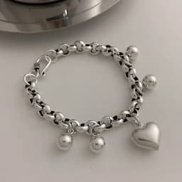 FOXANRY Winter New Silver Color LOVE Heart Bracelet for Women Fashion Creative Balls Pendant Birthday Party Jewelry Gifts