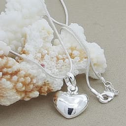 hot sale Silver color Solid Heart Necklace 18-30 Inch Snake Chain For Women Girl Wedding Charm Fashion Jewelry luxury