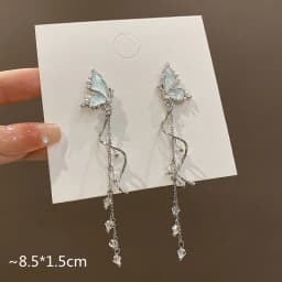Romantic Long Butterfly Tassel Earrings for Women Delicate White Butterfly Crystal Dangle Earrings Wedding Party Jewelry Gift
