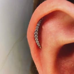 ASTM F136 Titanium Labret Helix Piercing 16/18G Internal Thread Curved Lugs Flat Tragus Conch Piercing G23 Titanium Body Jewelry