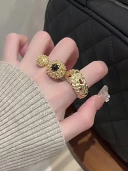 Vintage Gold Plated Black Agate Metal Chunky Open Rings for Women Girls Exaggerated Charm Party Jewelry Accessory