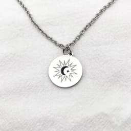Minimalist Eclipse Role Play Ayan Khaotung Moon Star Round Pendant Necklace Couple Street Niche Jewelry Accessories BirthdayGift