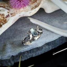 Huitan Imitation Moonstone Moon Ring for Women Vintage Party Jewelry Delicate Bohemian Style Finger Accessories for Party