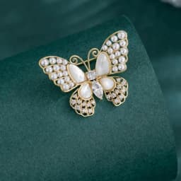 Fashion Pearl and Rhinestone Brooches for Women Baroque Trendy Butterfly Pins Clothes Accessories Wedding Gifts