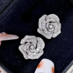 Retro Exaggerated Baroque Love Strawberry Women's Earrings 2023 Fashion New Fruit Series Leisure Holiday Jewelry Ear Accessories