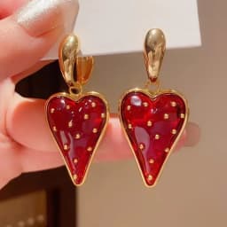 Retro Exaggerated Baroque Love Strawberry Women's Earrings 2023 Fashion New Fruit Series Leisure Holiday Jewelry Ear Accessories