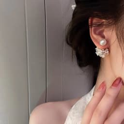 Elegant Imitation Pearl Earrings Women Double Side White Shell Pearl Stud Earrings Exquisite Ear Jewelry For Party Banquet A-