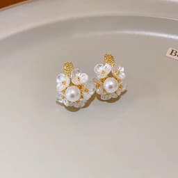 Elegant Imitation Pearl Earrings Women Double Side White Shell Pearl Stud Earrings Exquisite Ear Jewelry For Party Banquet A-