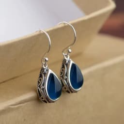 Huitan Green/Red Pear Stone Drop Earrings for Women Ethnic Style Aesthetic Carved Pattern Temperament Lady's Earrings Jewelry
