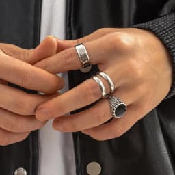 4Pcs Retro Simple Stackable Stainless Steel Wide Ring Men's Gothic Pattern Metal Finger Ring Hip Hop Casual Jewelry