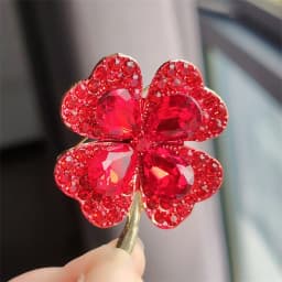 Green Red Crystal Rhinestone Four-Leaf Clover Flower Brooches Lapel Pins Jewelry Clothing Accessories Brooch for Women 2024
