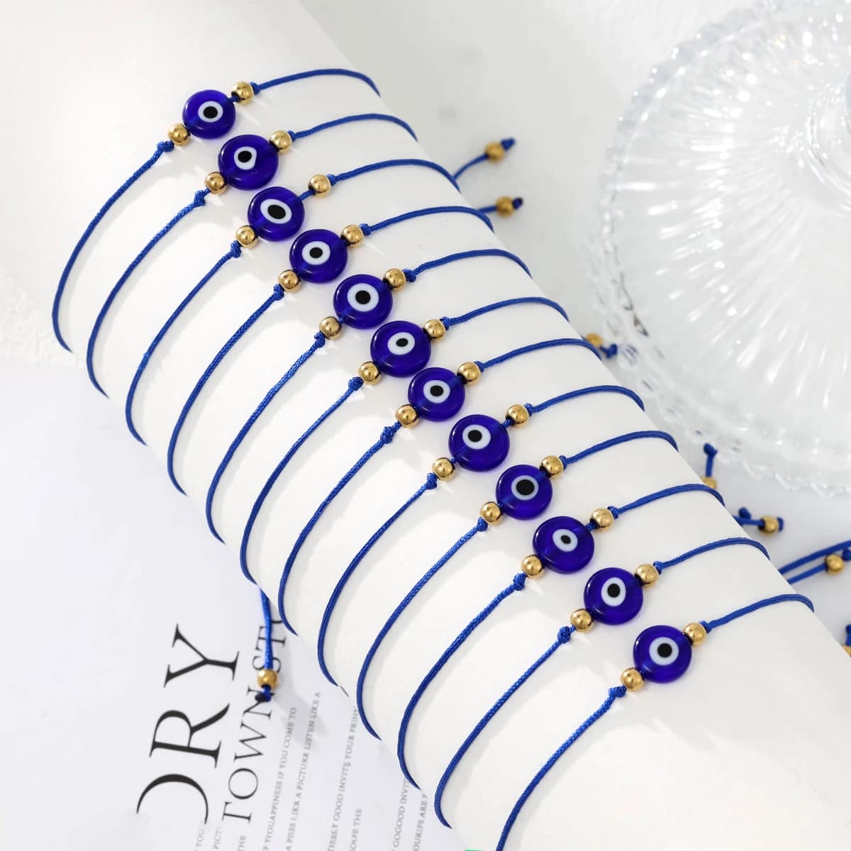 12 Pieces of Simple and Exquisite Jewelry, a Set of Exorcism and Transportation Woven Bracelets, a Unisex Rope Chain (Card Style