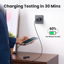 UGREEN GaN 30W Fast Charger for iPhone 18 17 16 Pro PD3.0 Charger for iPad Pro Tablet Samsung Xiaomi Type C Phone USB Charger