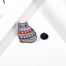 Happy Winter Enamel Pins Custom Bird Cat Fox Turtle Goose Brooches Lapel Badges Animal Sweater Jewelry Gift for Kids Friends