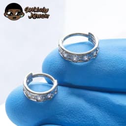 F136 Titanium Piercing Nose Ring Tragus Conch Cartilage Piercing Plum Blossom 16G Shape 5A Zircon Clicker Ring Body Jewelry