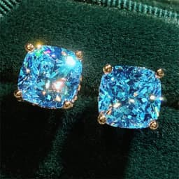 Huitan Women Crystal Cubic Zirconia Stud Earrings High-quality Fashion Versatile Female Everyday Earrings Temperament Jewelry