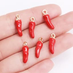 10Pcs 3D Pepper Enamel Alloy Pendant Cute Mini Red Chili Food Charm for Women's Bracelet Earrings DIY Jewelry Making Accessory
