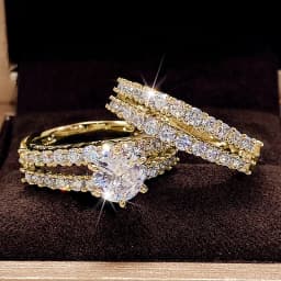 Huitan Trendy Hollow Set Rings Full Bling Iced Out CZ Stone Luxury Women Wedding Engagement Rings 2Pcs Set Jewelry Drop Shipping