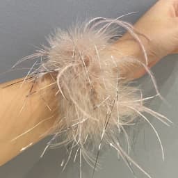 luxury Ostrich feathers cuffs for women arm warmer fur Soft feathers wrist cuffs Women's Feathers Bracelets fur cuffs Accessorie