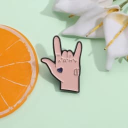 Korean RAP Lead Singer Band Singer Enamel Pin Custom iconic Gesture Sign Brooches Badge Fandom Fans Assistance Jewelry Gifts
