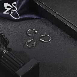 ZS 1PC 16G/18G Spike Nose Rings Stainless Steel Septum Clicker Silver Color Ear Helix Diath Internal Thread Tragus Piercing