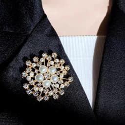 Luxury Snowflake Pearl Crystal Brooch Large Snowflake Flower Brooch Pins Fashion Exquisite Women's Jewelry