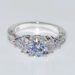 Splendent White Zircon Engagement Ring Luxury Crystal Round Stone Rings For Women Men Silver Color Wedding Bands Stylish Jewelry