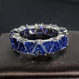 Huitan Luxury Wedding Band Promise Rings for Women Unique Triangle Cubic Zirconia Design Top Quality New Trendy Jewelry Dropship