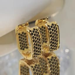 Fashion Diamond-Studded Circle Earrings, Women's Style, Silver / Gold, Simple and Versatile Girl's Earrings, Popular Accessories