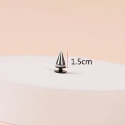 Fashion Rivet Hole Shoe Charms Designer Vintage High Quality Clogs Shoe Accessories Trend All-match Charms DIY Punk Style