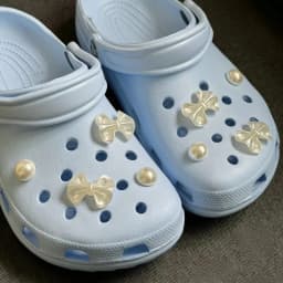 Hot sales DIY Stylish Bow Shoe Charms for Clogs Slides Sandals Garden Shoes Decorations Charm Set Accessories Kids Gifts