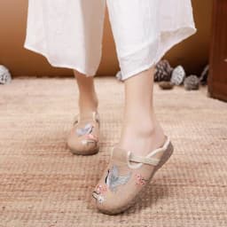 Ethnic Wide Toe Linen Slippers for Women Embroidered Vintage Casual Mules Ladies Trend Summer Slides Female Backless Sandals