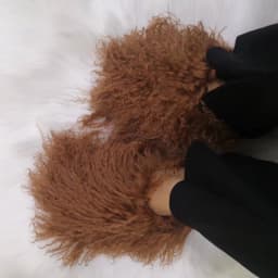 Pantuflas De Peluches Slip On Zapatillas Fluffy Plush Fuzzy Faux Mongolian Fur Slippers Goat Hair Fur Slides Slippers For Women