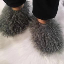 Pantuflas De Peluches Slip On Zapatillas Fluffy Plush Fuzzy Faux Mongolian Fur Slippers Goat Hair Fur Slides Slippers For Women