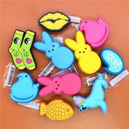 1pcs Tai Chi Socks Lip Print Goldfish PVC Buckle Shoe Accessories Decorations Clogs Pin Charms Shoes fit Bracelet Kids Gifts
