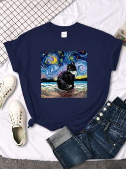 Womens T Shirts Beautiful Starry Cats Printing T-Shirts For Woman Casual Korean Style Women Tshirt Vintage Crewneck Tee Shirts