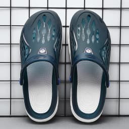 Summer Comfortable Men's Garden Clogs Male Outdoor EVA Injection Clogs Casual Sandal Men Beach Slippers Water Shoes Pool Sandals