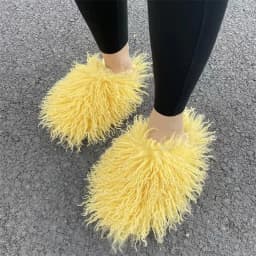 New Fluffy Long Hair Slippers Pink Sheep Fur Slippers Winter Women Plush Flat Shoes Outdoor Indoor Slippers Mongolian Fur Slides