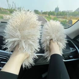 New Fluffy Long Hair Slippers Pink Sheep Fur Slippers Winter Women Plush Flat Shoes Outdoor Indoor Slippers Mongolian Fur Slides
