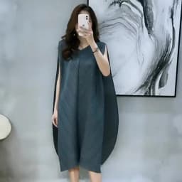 Miyake Pleated Midi Skirt for Women Monochromatic Elegant Loose Dress Sleeveless V-Neck New Fashion Design Spring Summer 2022