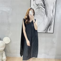 Miyake Pleated Midi Skirt for Women Monochromatic Elegant Loose Dress Sleeveless V-Neck New Fashion Design Spring Summer 2022
