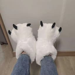 Fashion snow white platform slippers winter warm fur shoes designer bear paw home gift slippers for wife and husband