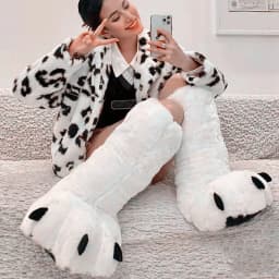 Fashion snow white platform slippers winter warm fur shoes designer bear paw home gift slippers for wife and husband
